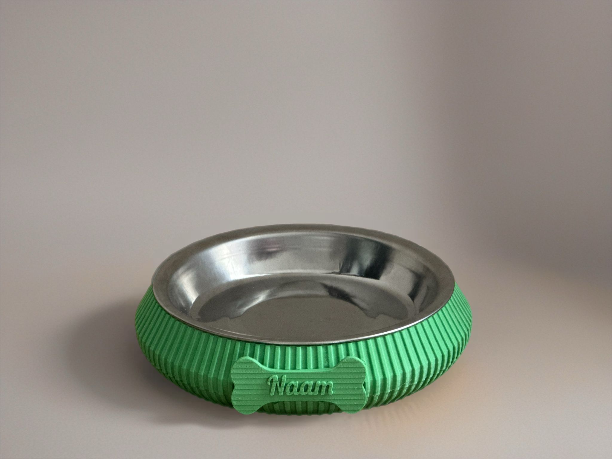 happy woef hondenbowl been smal